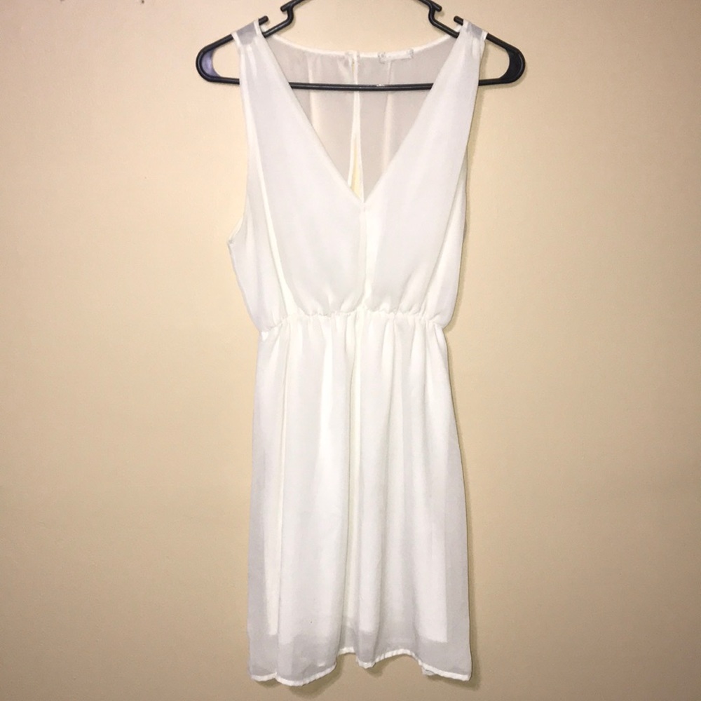 White/Cream Open-Back Dress